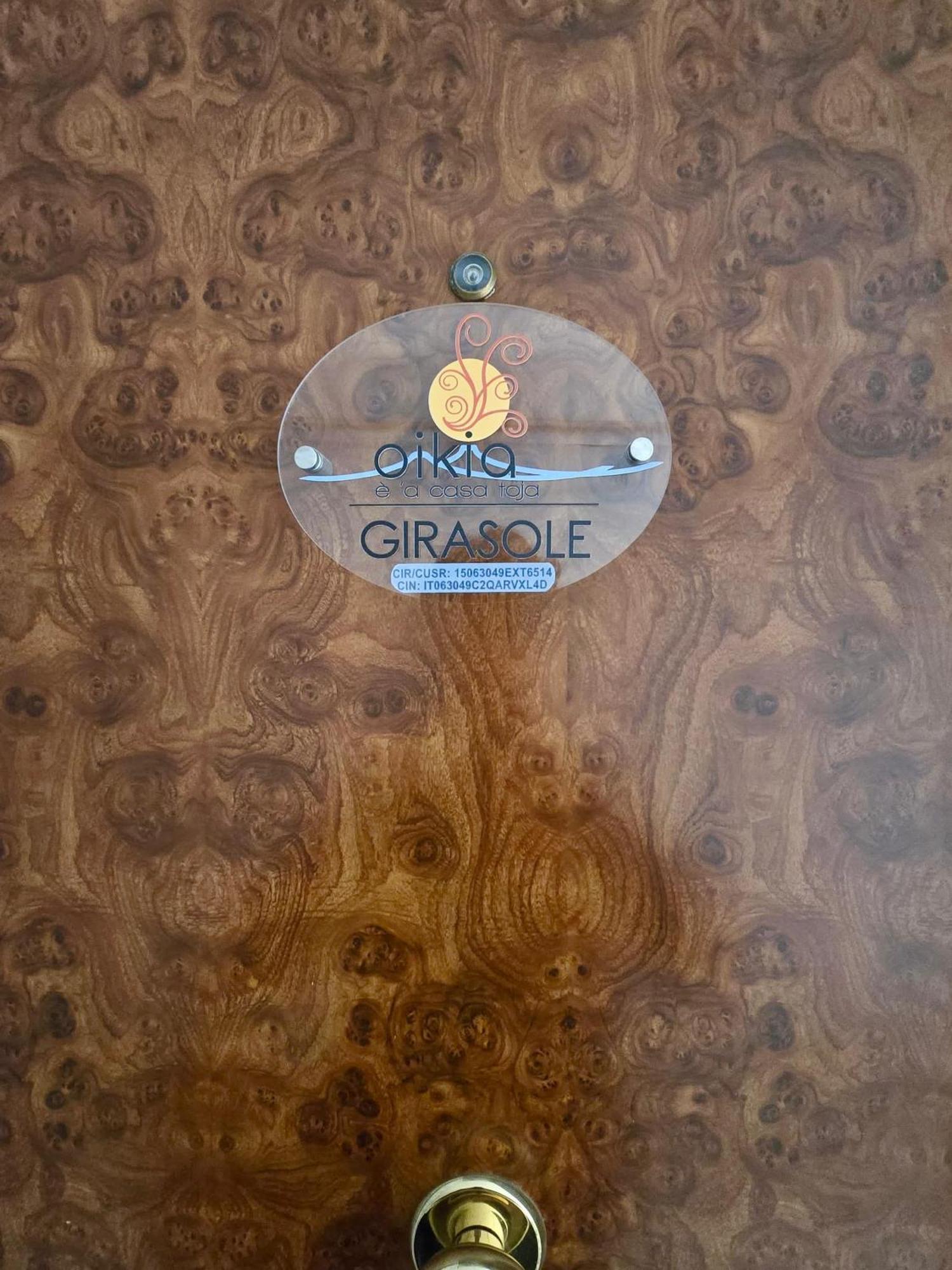 Casa Vacanze Oikia - Room Girasole Napoli Eksteriør bilde